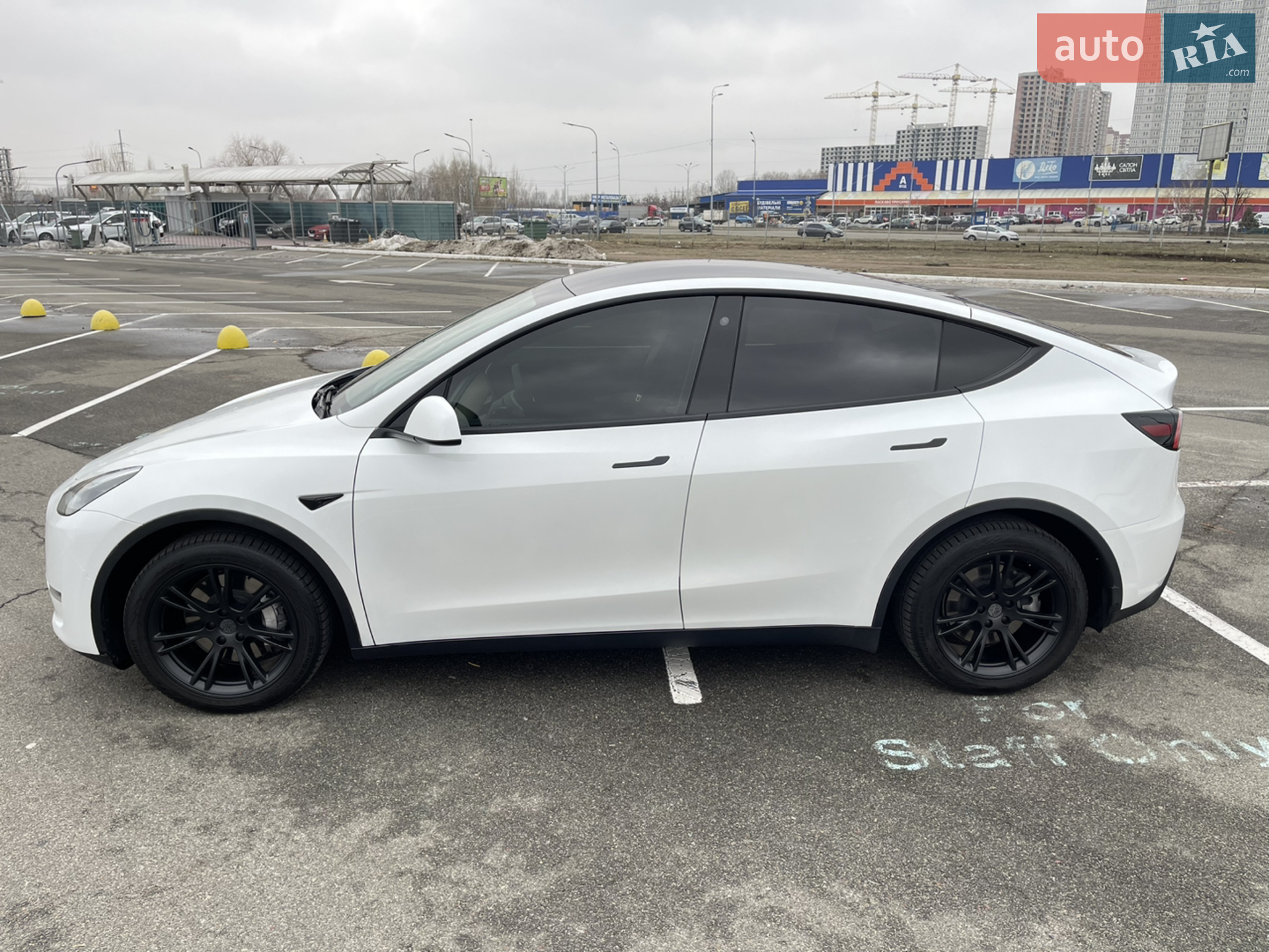 2020 Tesla Model Y - мініатюра 37