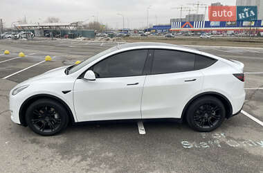 Внедорожник / Кроссовер Tesla Model Y 2020 в 