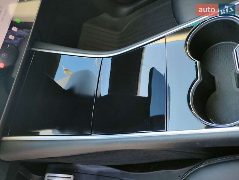 Внедорожник / Кроссовер Tesla Model Y 2020 в Харькове