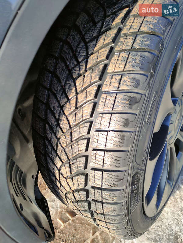 Внедорожник / Кроссовер Tesla Model Y 2020 в Харькове