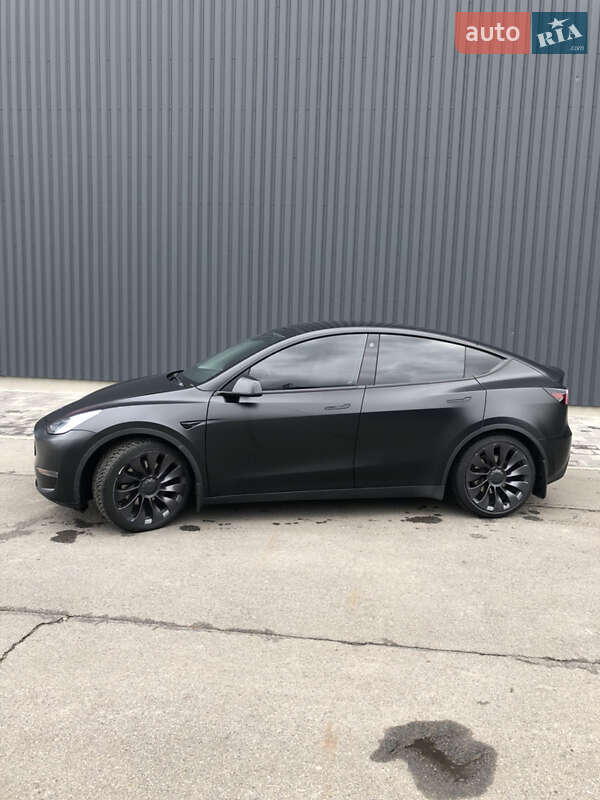 Позашляховик / Кросовер Tesla Model Y 2020 в Харкові