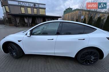 Внедорожник / Кроссовер Tesla Model Y 2023 в 