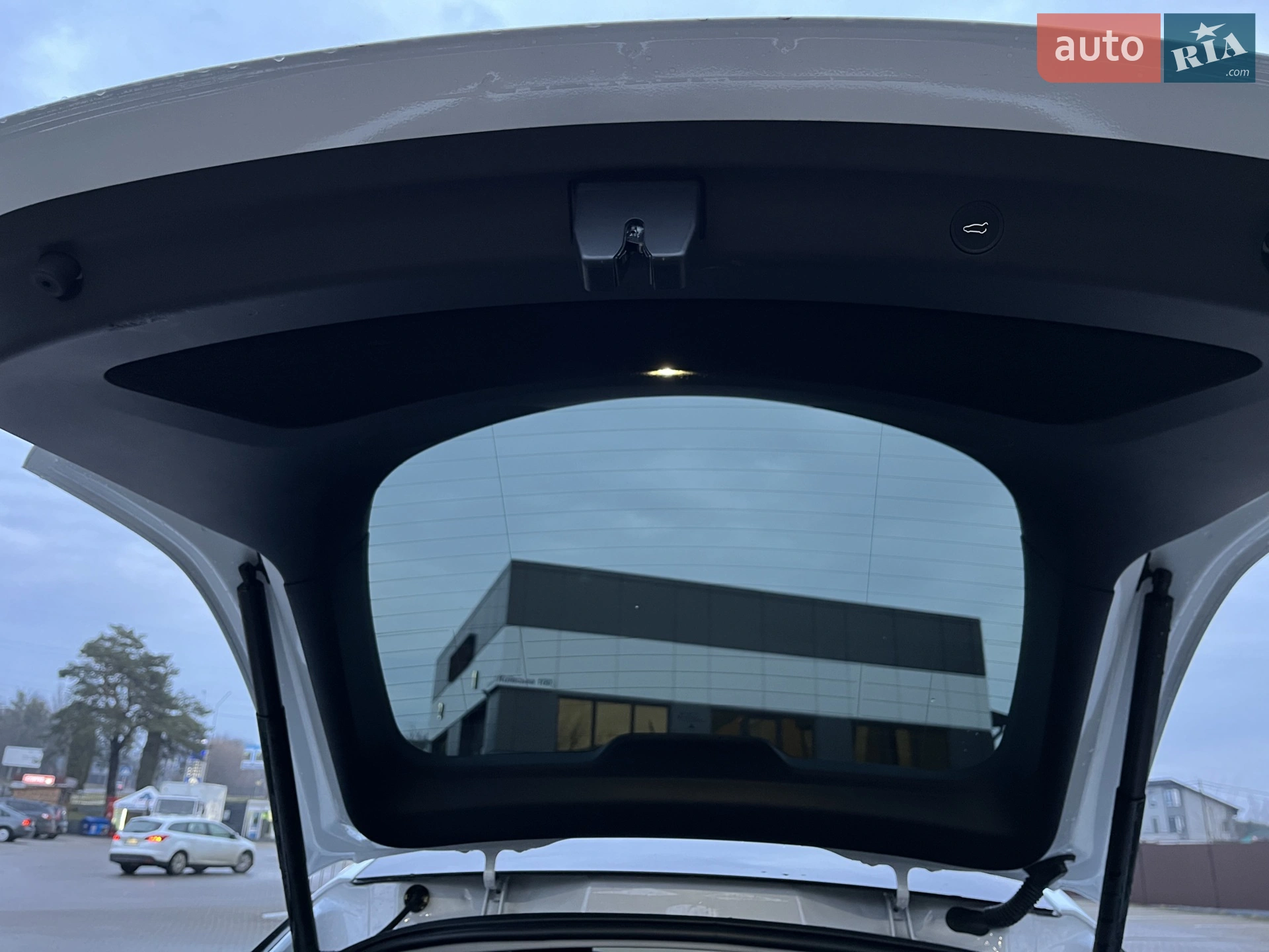 2023 Tesla Model Y - мініатюра 33