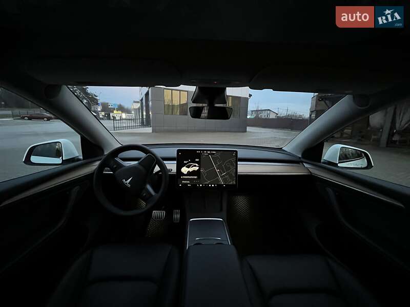 Внедорожник / Кроссовер Tesla Model Y 2023 в Ровно