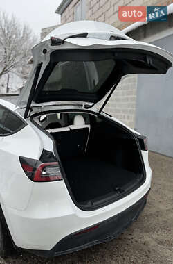 Позашляховик / Кросовер Tesla Model Y 2022 в Білій Церкві
