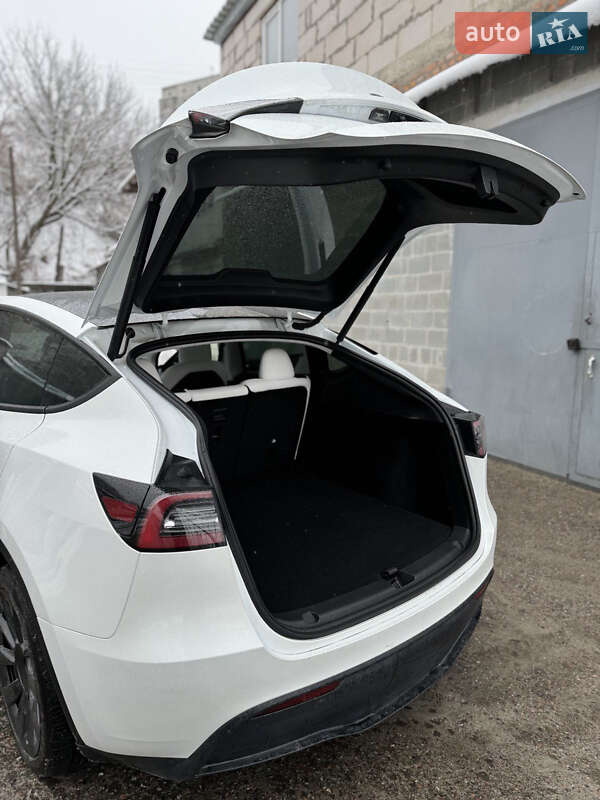 Позашляховик / Кросовер Tesla Model Y 2022 в Білій Церкві