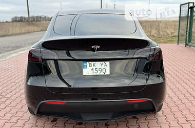 Внедорожник / Кроссовер Tesla Model Y 2020 в Ровно