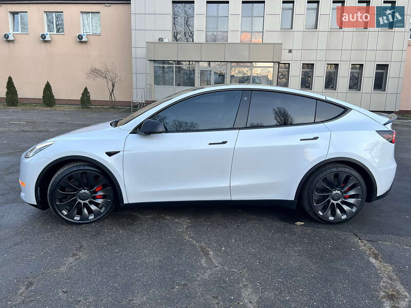 Внедорожник / Кроссовер Tesla Model Y 2021 в Киеве фото 3 Внедорожник / Кроссовер Tesla Model Y 2021 в Киеве
