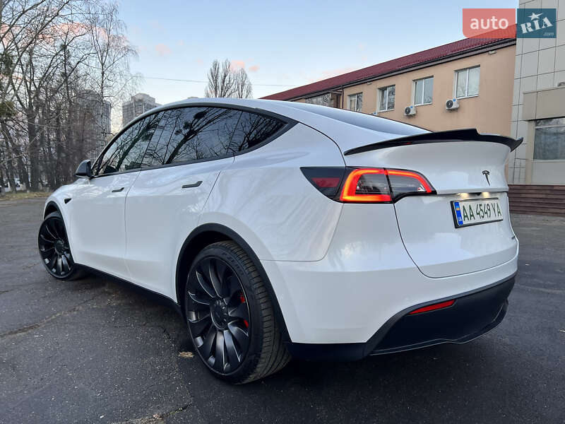Внедорожник / Кроссовер Tesla Model Y 2021 в Киеве фото 6 Внедорожник / Кроссовер Tesla Model Y 2021 в Киеве