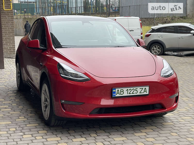 Позашляховик / Кросовер Tesla Model Y 2023 в Вінниці