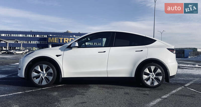 Позашляховик / Кросовер Tesla Model Y 2021 в Самарі