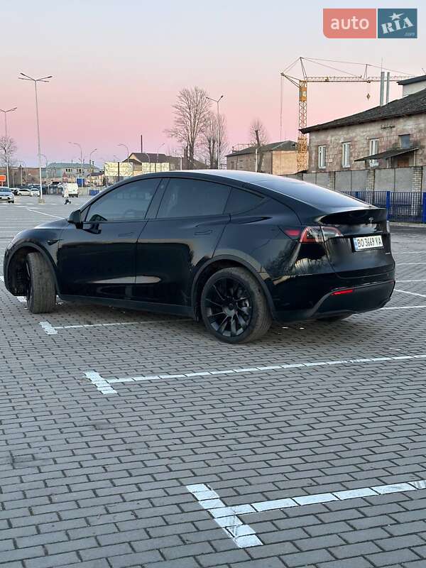 Внедорожник / Кроссовер Tesla Model Y 2021 в Тернополе фото 4 Внедорожник / Кроссовер Tesla Model Y 2021 в Тернополе