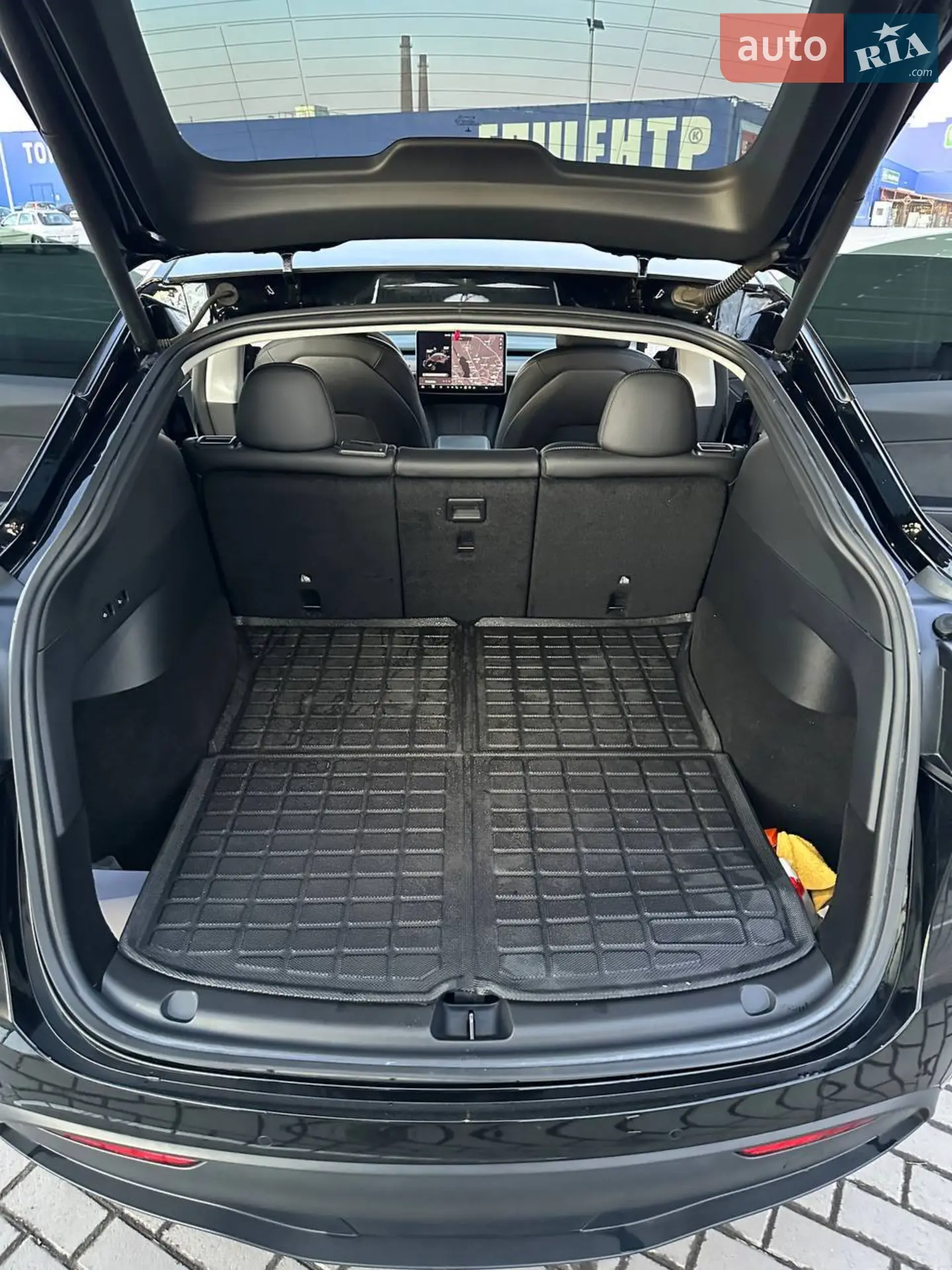 2021 Tesla Model Y - мініатюра 21