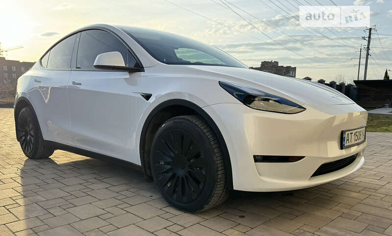 Внедорожник / Кроссовер Tesla Model Y 2023 в Ивано-Франковске фото 7 Внедорожник / Кроссовер Tesla Model Y 2023 в Ивано-Франковске