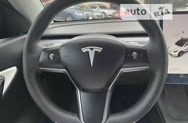 Позашляховик / Кросовер Tesla Model Y 2021 в Коломиї