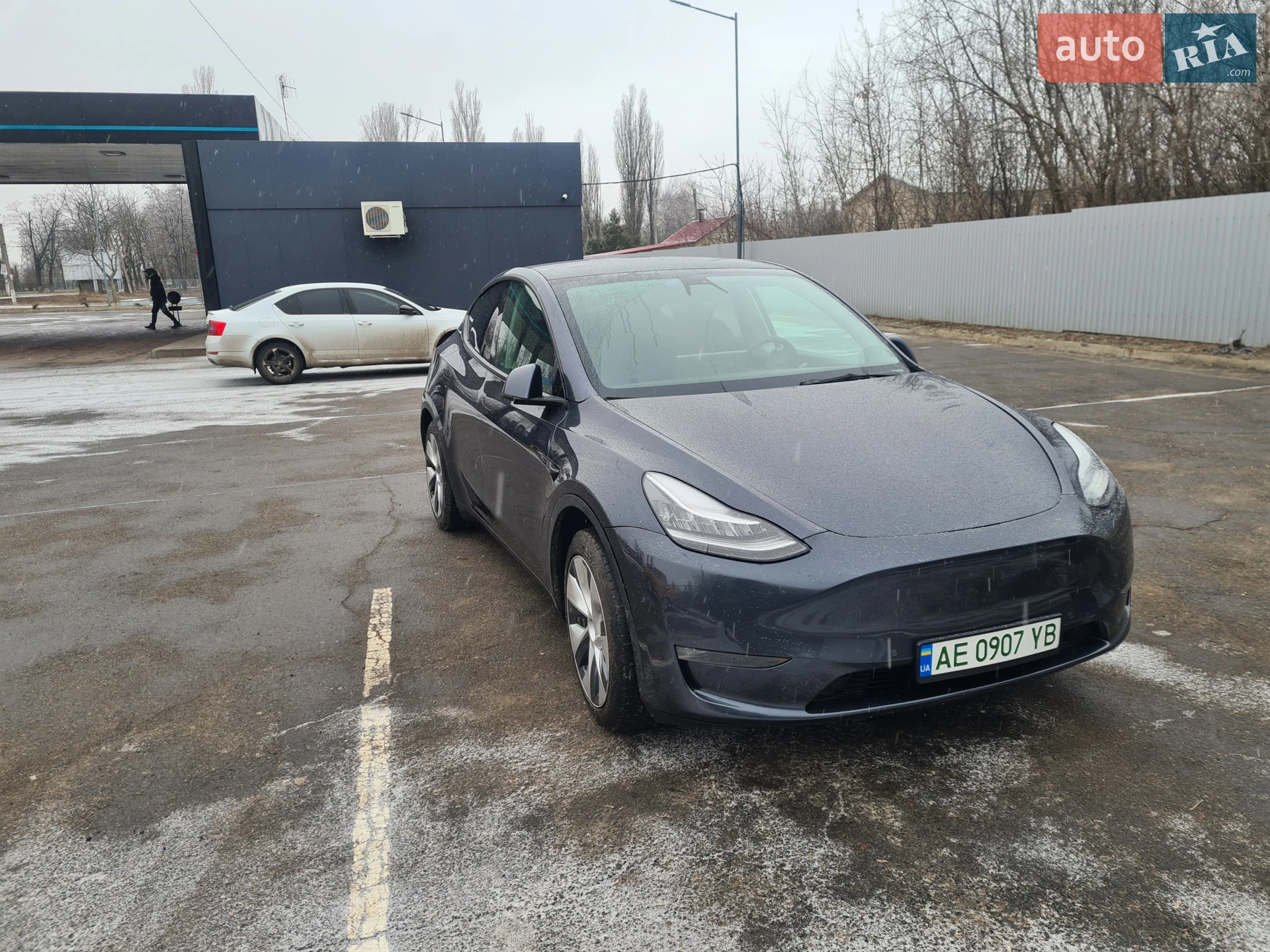 2021 Tesla Model Y - мініатюра 4