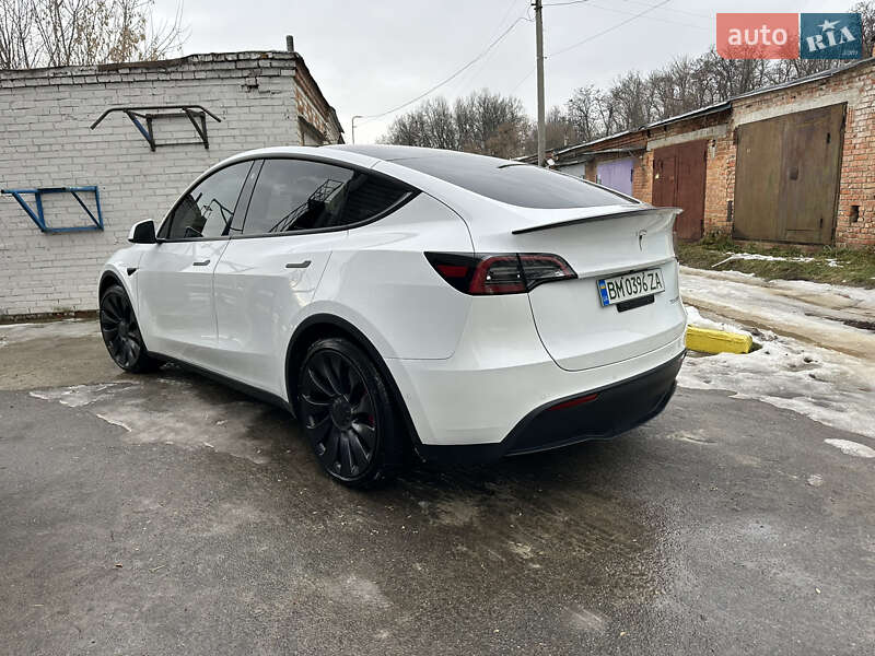 Внедорожник / Кроссовер Tesla Model Y 2022 в Сумах
