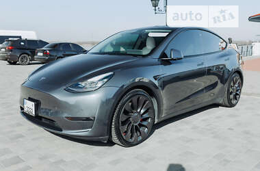 Внедорожник / Кроссовер Tesla Model Y 2020 в 