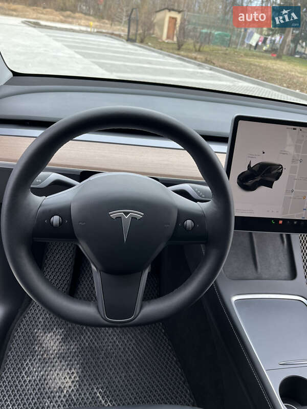 Внедорожник / Кроссовер Tesla Model Y 2022 в Самборе