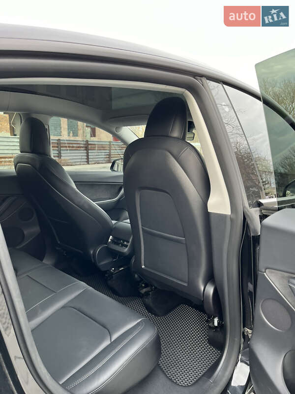 Позашляховик / Кросовер Tesla Model Y 2022 в Самборі фото 8 Позашляховик / Кросовер Tesla Model Y 2022 в Самборі