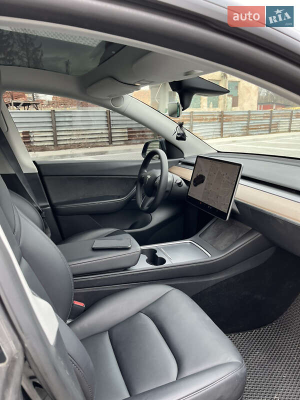 Позашляховик / Кросовер Tesla Model Y 2022 в Самборі фото 6 Позашляховик / Кросовер Tesla Model Y 2022 в Самборі