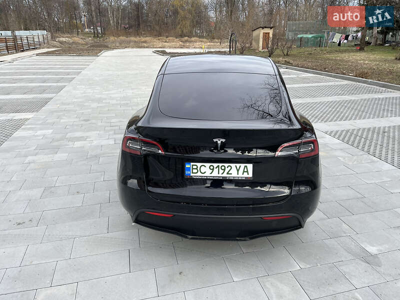 Внедорожник / Кроссовер Tesla Model Y 2022 в Самборе