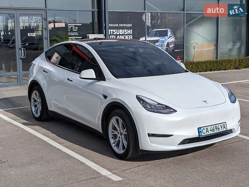 Внедорожник / Кроссовер Tesla Model Y 2021 в Черкассах