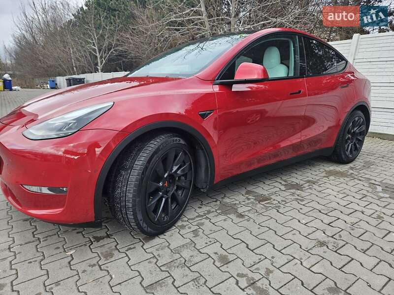 Внедорожник / Кроссовер Tesla Model Y 2021 в Львове