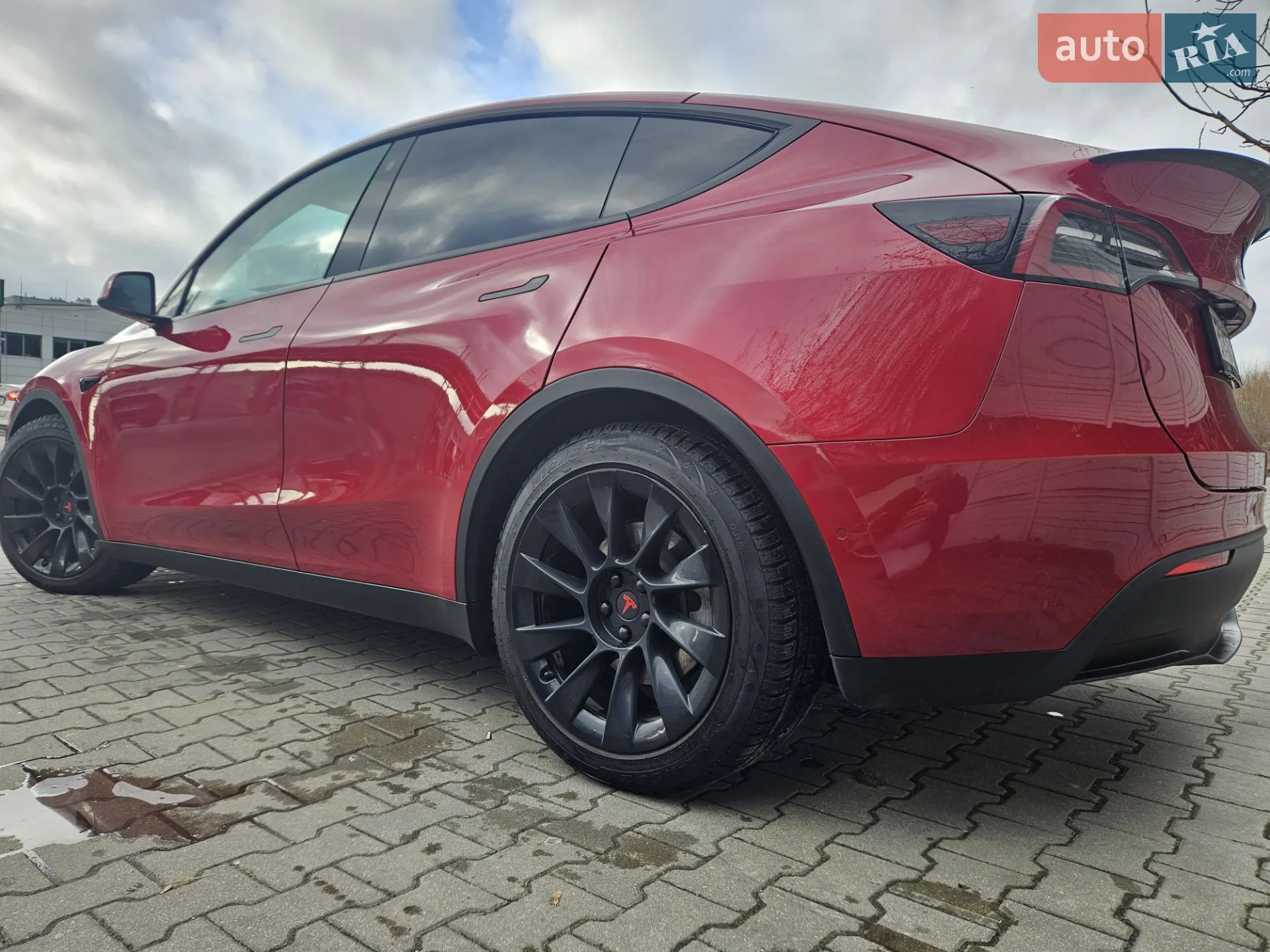 2021 Tesla Model Y - мініатюра 8