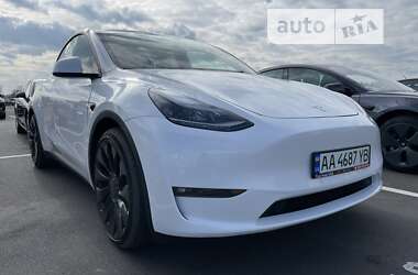 Внедорожник / Кроссовер Tesla Model Y 2023 в Киеве