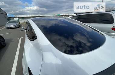 Внедорожник / Кроссовер Tesla Model Y 2023 в Киеве