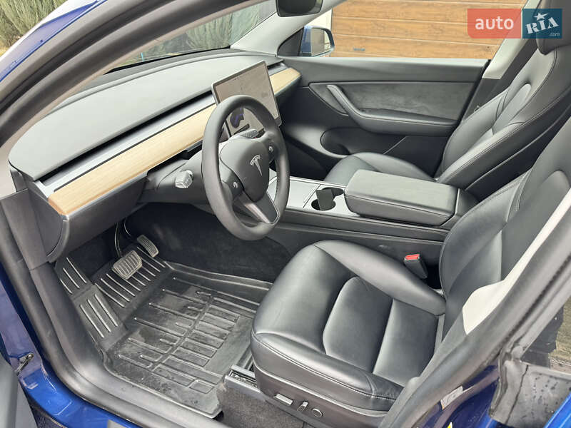 Внедорожник / Кроссовер Tesla Model Y 2021 в Борисполе