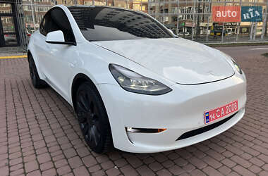 Внедорожник / Кроссовер Tesla Model Y 2022 в 