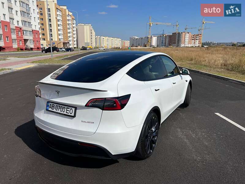 Позашляховик / Кросовер Tesla Model Y 2023 в Вінниці
