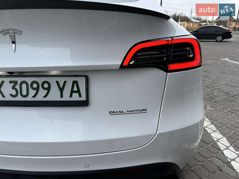 Внедорожник / Кроссовер Tesla Model Y 2021 в Харькове