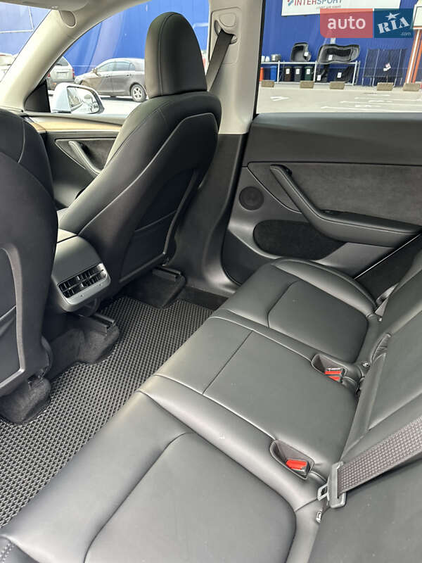 Позашляховик / Кросовер Tesla Model Y 2023 в Броварах