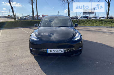 Внедорожник / Кроссовер Tesla Model Y 2022 в Ровно