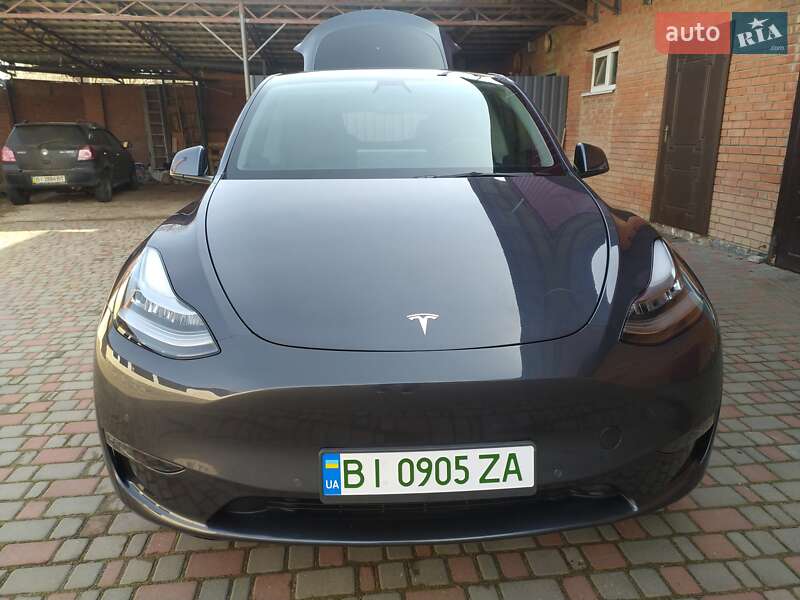 Внедорожник / Кроссовер Tesla Model Y 2021 в Полтаве