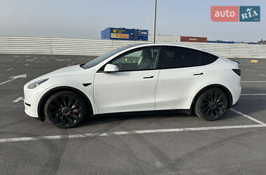 Позашляховик / Кросовер Tesla Model Y 2022 в Львові