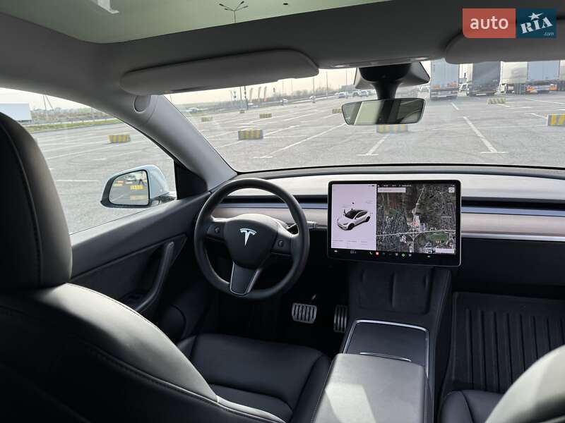 Позашляховик / Кросовер Tesla Model Y 2022 в Львові
