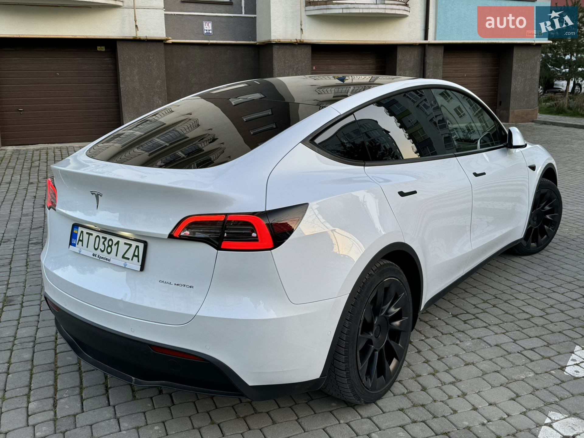 2022 Tesla Model Y - мініатюра 5