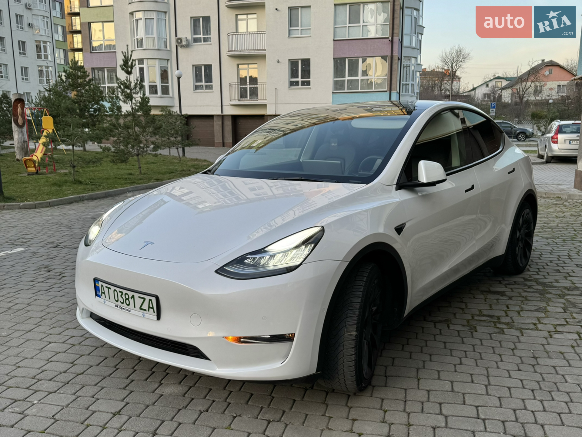 2022 Tesla Model Y - мініатюра 7