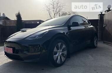Внедорожник / Кроссовер Tesla Model Y 2022 в Киеве
