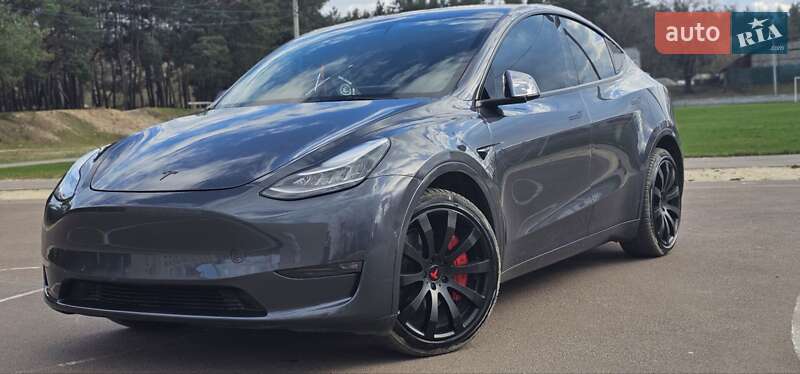 Tesla Model Y 2021