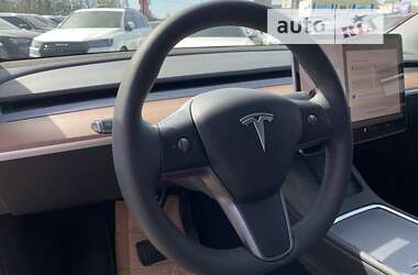 Внедорожник / Кроссовер Tesla Model Y 2023 в Львове