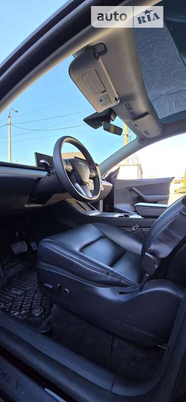 Внедорожник / Кроссовер Tesla Model Y 2022 в Днепре