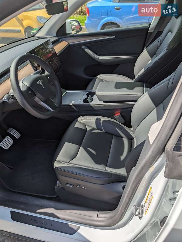 Внедорожник / Кроссовер Tesla Model Y 2022 в Львове