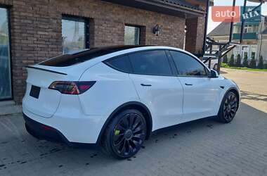 Внедорожник / Кроссовер Tesla Model Y 2022 в Львове