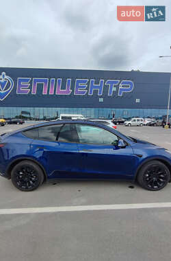 Позашляховик / Кросовер Tesla Model Y 2022 в Львові