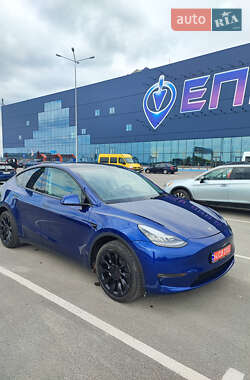 Позашляховик / Кросовер Tesla Model Y 2022 в Львові